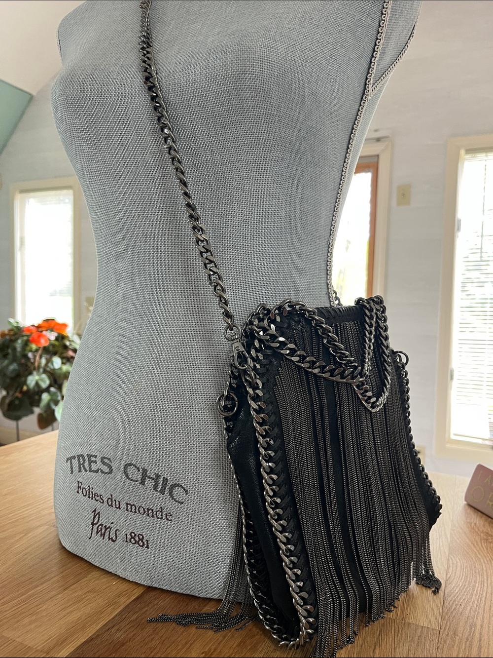 Stella McCartney Black Metal Fringe Chain Crossbody Bag - Picture 3 of 7